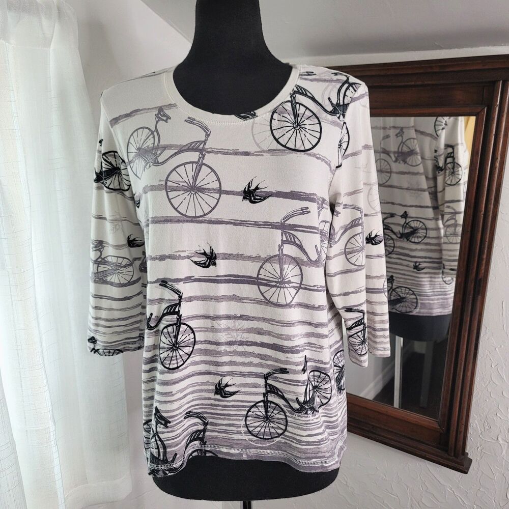 Chico’s Weekend Bicycle Print Stretch Knit Top Size 2 3/4 Sleeve Artsy Casual